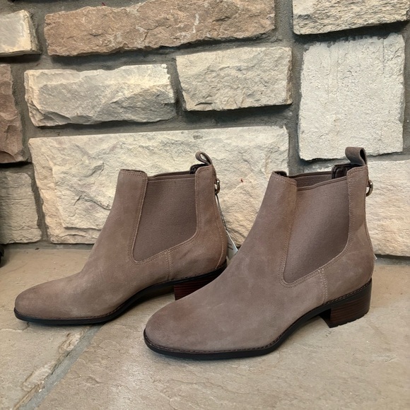 COLE HAAN WOMEN’S WATERPROOF BOOTIE, SZ 9.5 - Picture 2 of 8